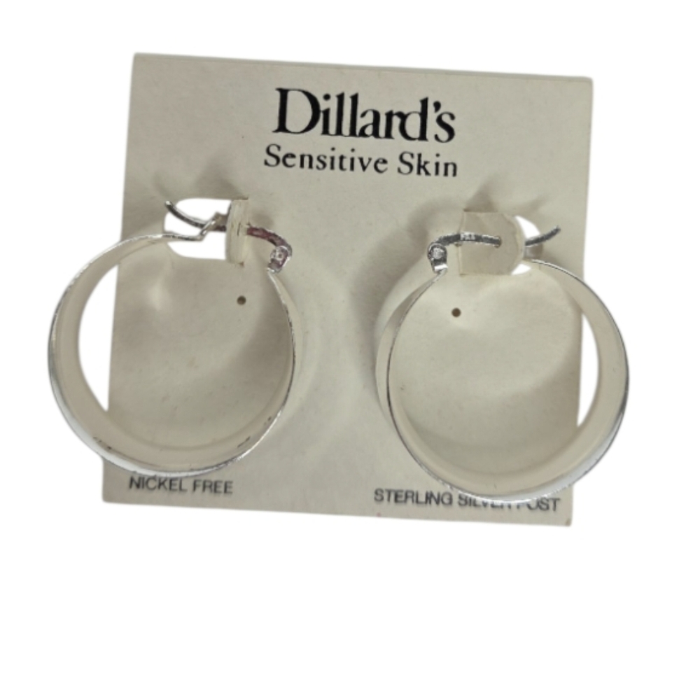 Dillard's Silver Hoop Fashion Earrings Sensitive Skin NEW - Picture 2 of 5
